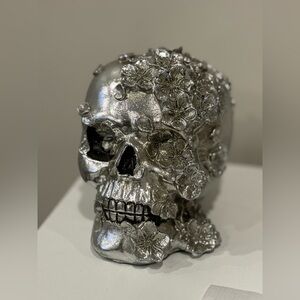 Skull with Flowers Gift Home Statue